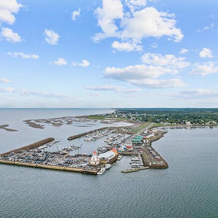 Shores Inn & Hotel Shediac Exterior photo