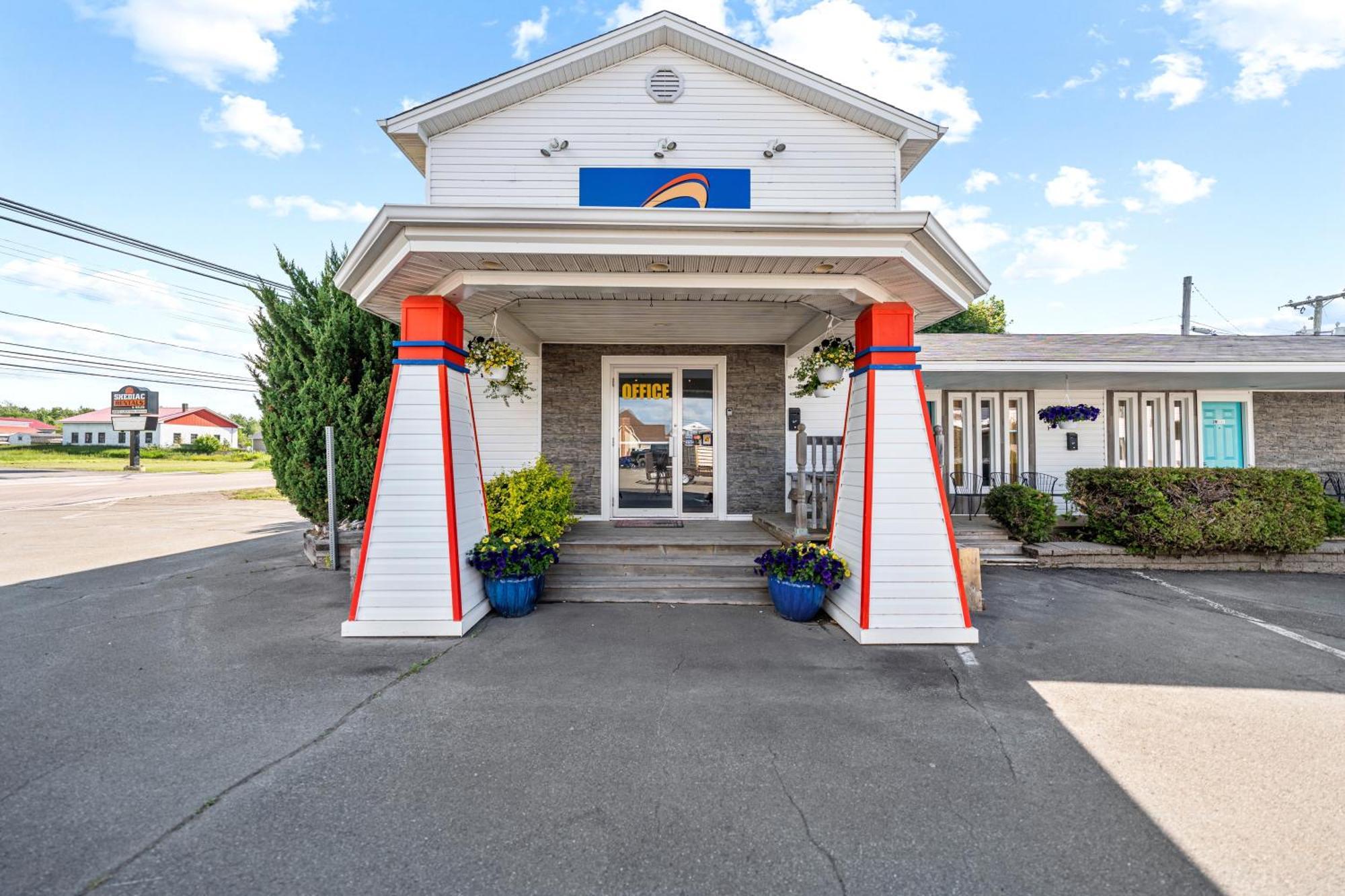 Shores Inn & Hotel Shediac Exterior photo